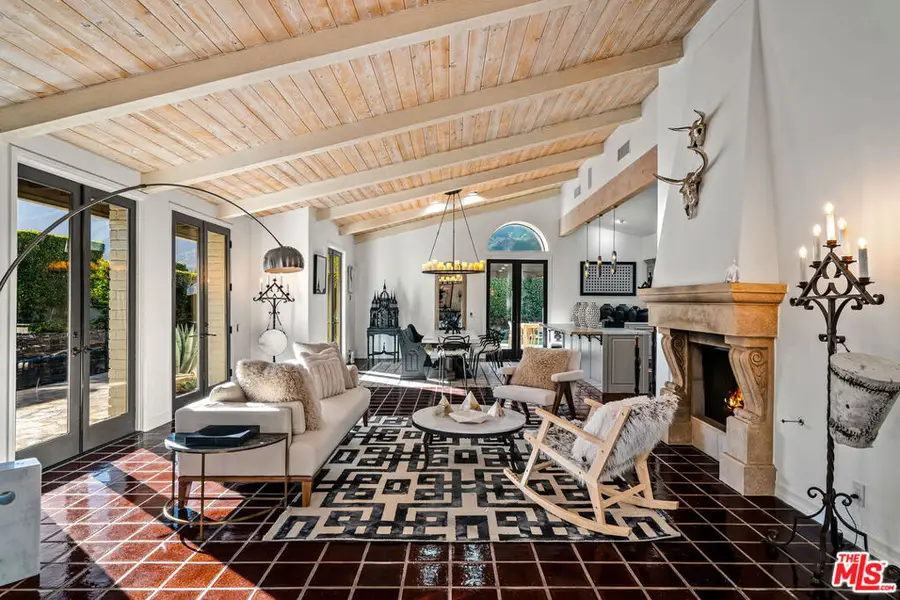 1552 E Twin Palms Drive, Palm Springs, CA 92264 - #2