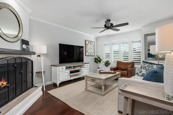 960 Intrepid Ct, Del Mar, CA 92014