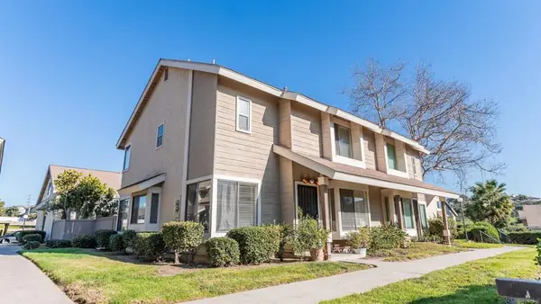 7483 Tooma St # B, San Diego, CA 92139