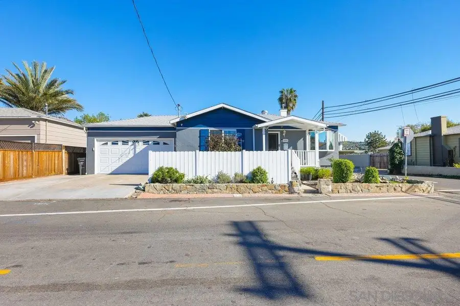 4605 Pomona Ave, La Mesa, CA 91942 - Image #2