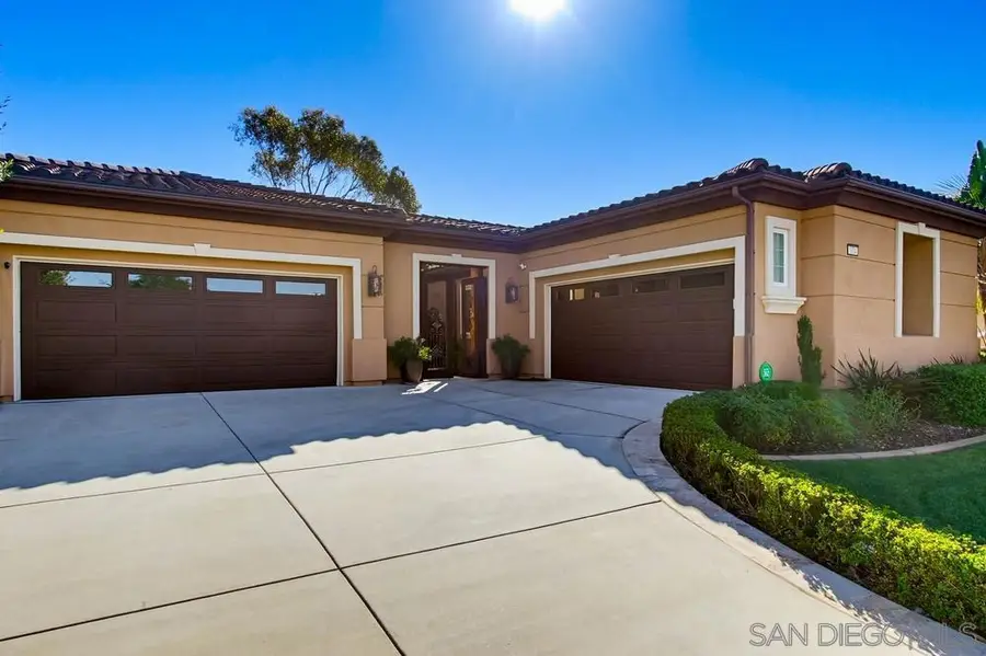 1114 Village Dr, Oceanside, CA 92057 - Image #3