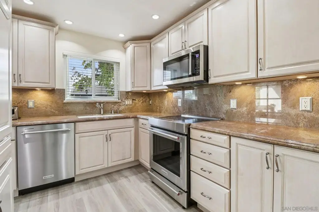 6038 Cirrus St, San Diego, CA 92110 - Image #1