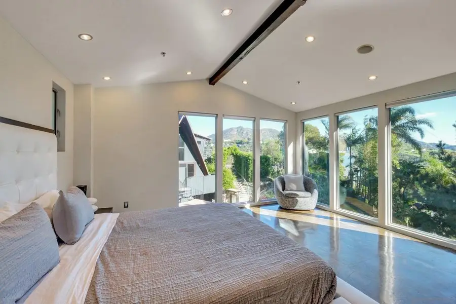 6920 Treasure Trail, Los Angeles, CA 90068 - Image #3