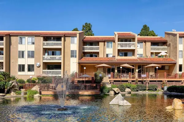 4600 Lamont St #102, San Diego, CA 92109