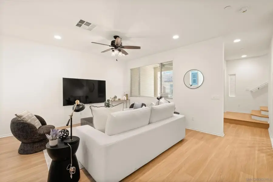 1118 Via Lucero, Oceanside, CA 92056 - Image #3