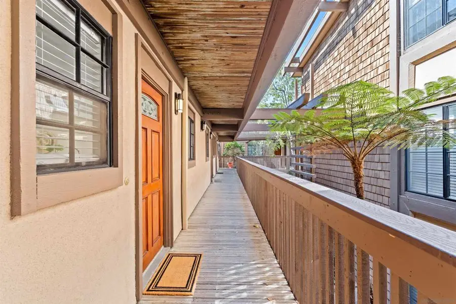 8870 Villa La Jolla Dr #210, La Jolla, CA 92037 - Image #2