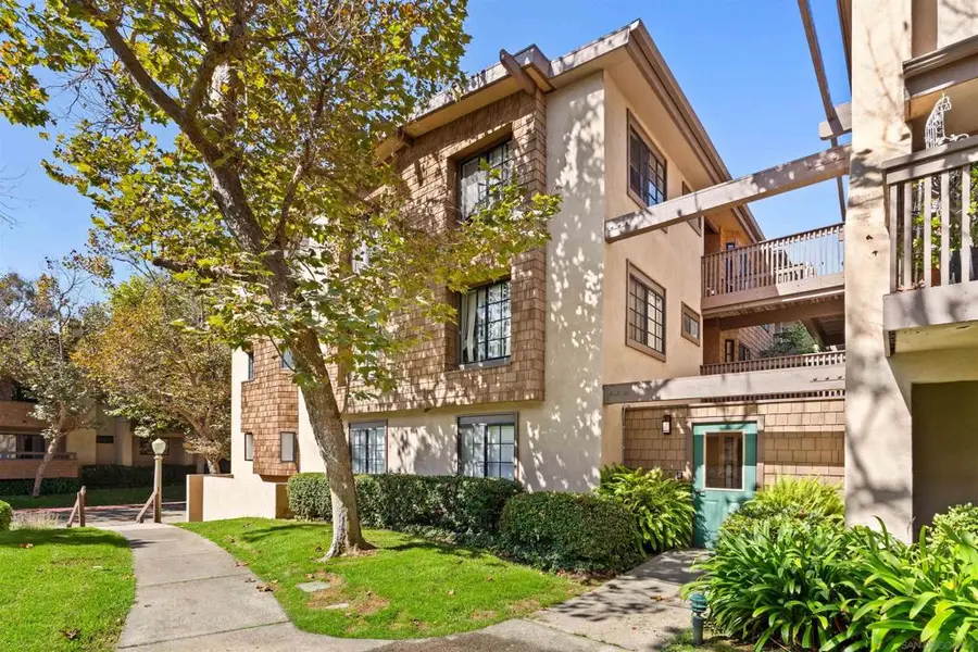 8870 Villa La Jolla Dr #210, La Jolla, CA 92037 - Image #3