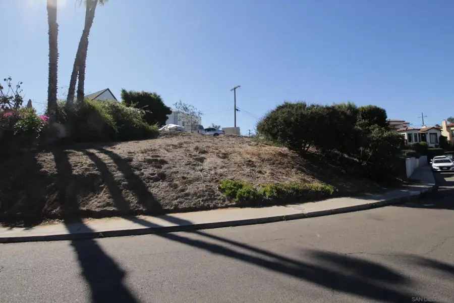 Marlton Dr, San Diego, CA 92104 - Image #2