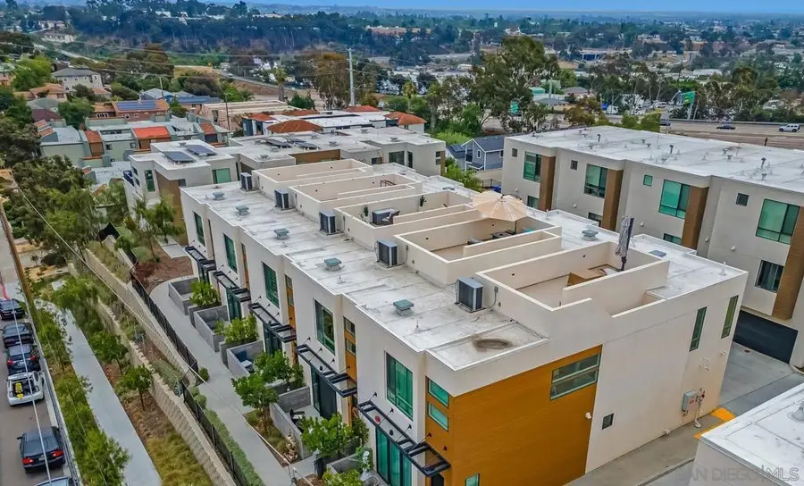 1055 32nd St #8, San Diego, CA 92102 - Image #2