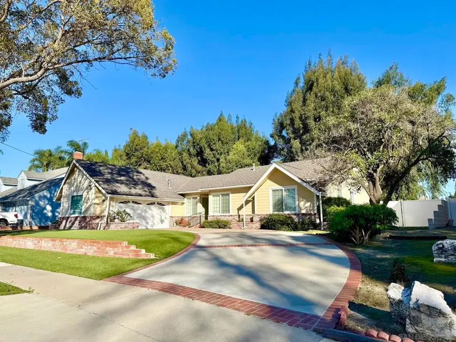 2034 S Flippen Drive, Anaheim, CA 92802 - Image #2