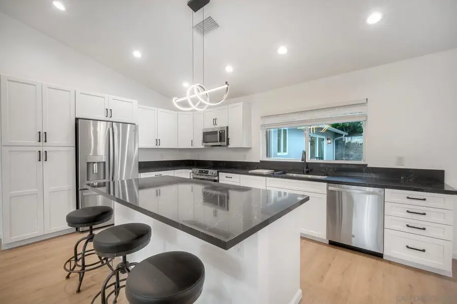 3427 Argyle St, San Diego, CA 92111 - Image #2