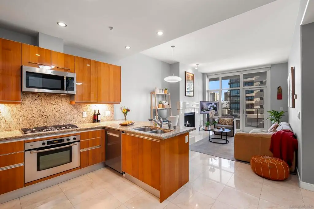550 Front St #302, San Diego, CA 92101 - Image #1