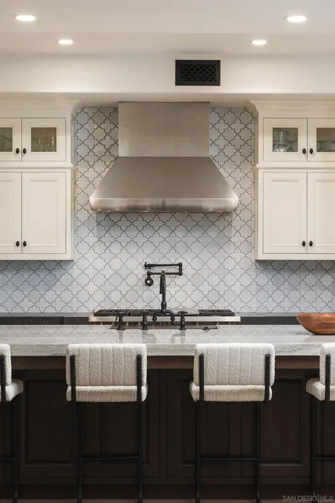 18085 Via Roma, Yorba Linda, CA 92886 - #3