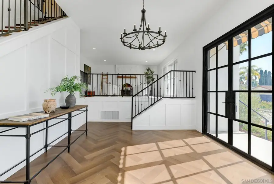 2904 Levante St, Carlsbad, CA 92009 - Image #2