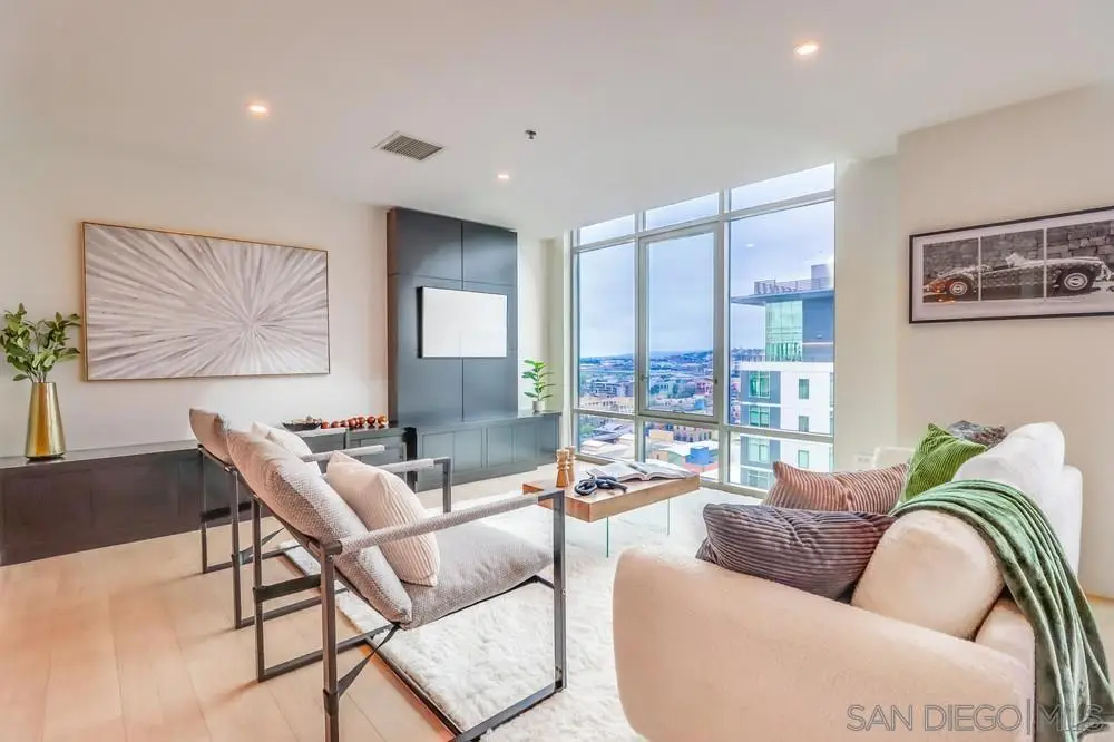 425 W Beech St #1706, San Diego, CA 92101 - Image #1
