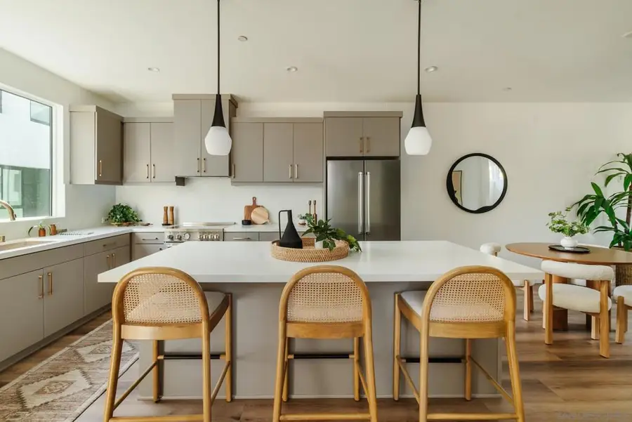 3867 N Riley Ln, Los Angeles, CA 90065 - #2