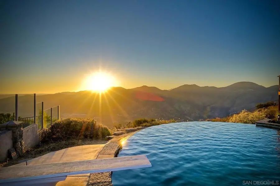 15068 Creek Hills Rd, El Cajon, CA 92021 - Image #3