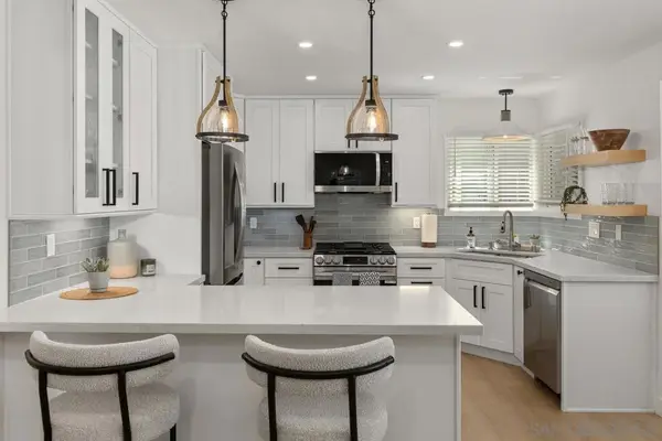 1743 Reed, San Diego, CA 92109