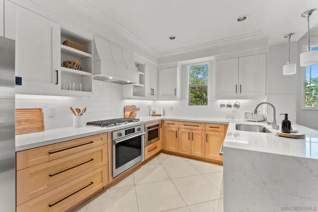 8301 Rio San Diego Drive #2, San Diego, CA 92108 - Image #1