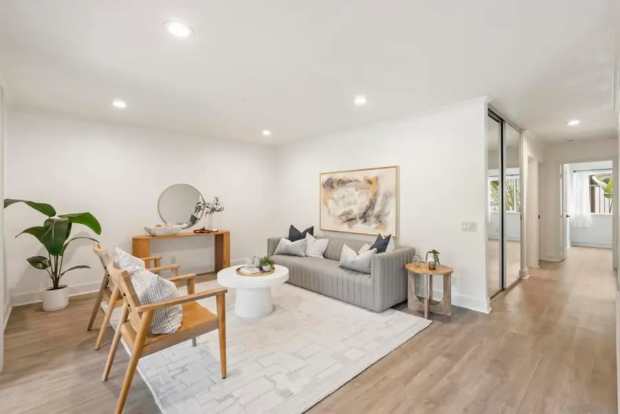 8503 Villa La Jolla Dr #E, La Jolla, CA 92037 - Image #2