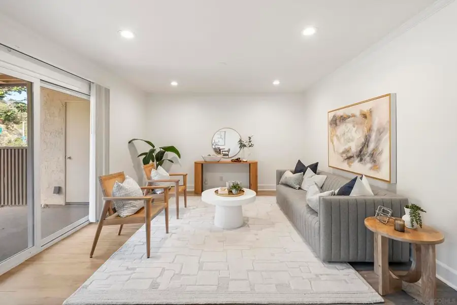 8503 Villa La Jolla Dr #E, La Jolla, CA 92037 - Image #3