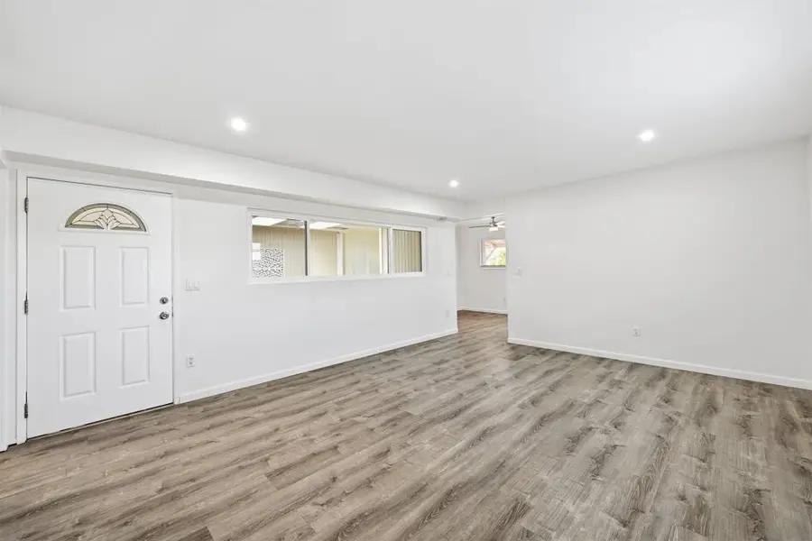 5253 Lewison Pl, San Diego, CA 92120 - Image #3