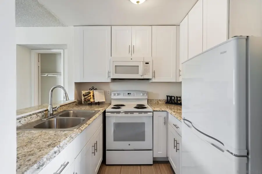 4060 Huerfano Ave Unit 126, San Diego, CA 92117 - Image #2