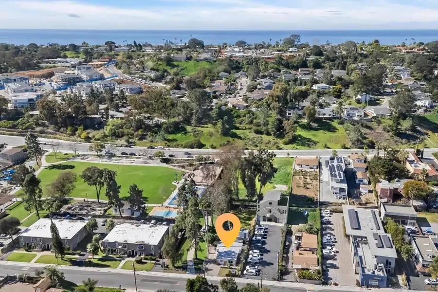 701 Valley Ave, Solana Beach, CA 92075 - #3