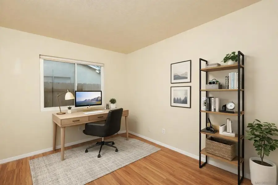 10866 Sandy Hook Rd, San Diego, CA 92126 - Image #3