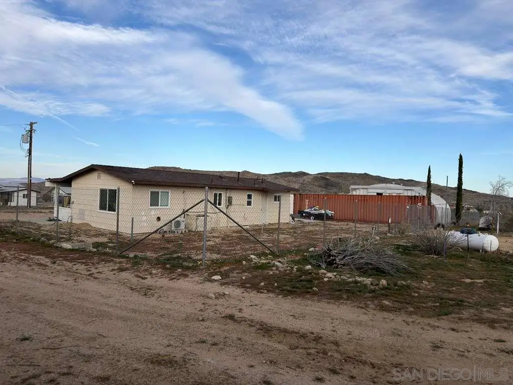 2787 Shawnee Trl, Landers, CA 92285 - #1