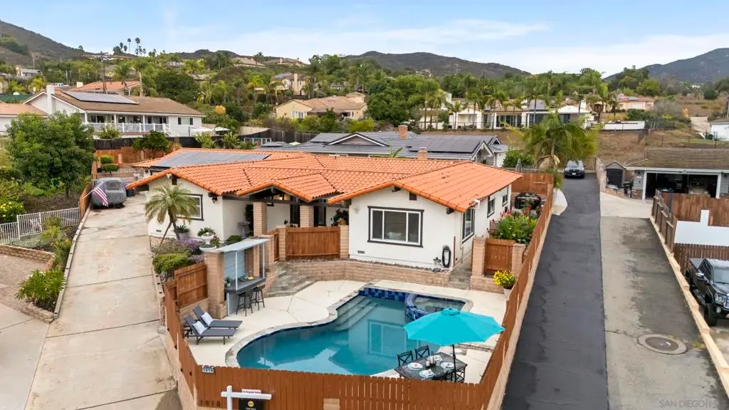 1918 Odell Cir, Vista, CA 92084 - #1