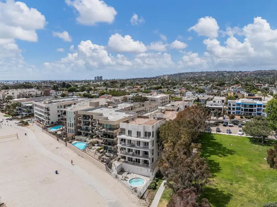 1251 Parker Pl #2D, San Diego, CA 92109 - Image #2