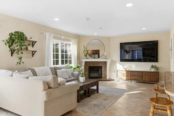 3346 Mount Acadia Blvd., San Diego, CA 92111