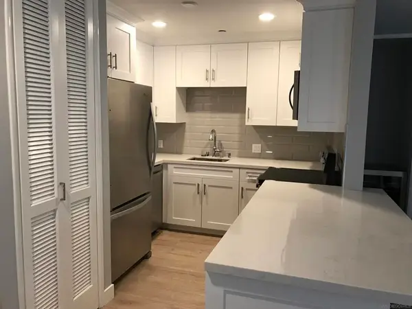 Address Withheld By Seller, San Diego, CA 92103