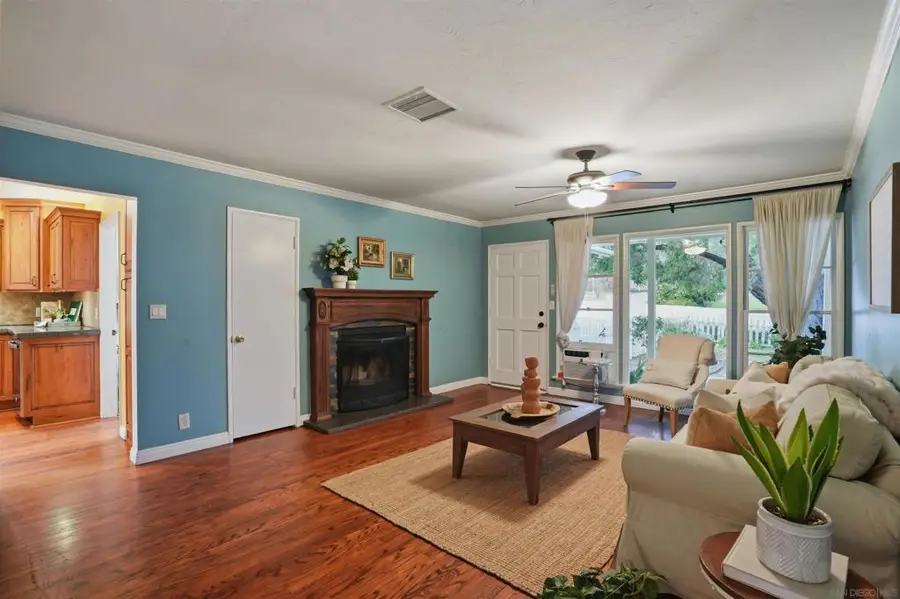 1133 W 13th Ave, Escondido, CA 92025 - #3