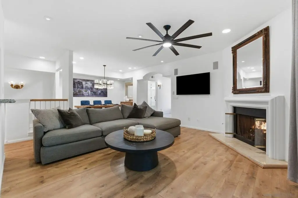 2842 Torrey Pines Rd, La Jolla, CA 92037 - #1