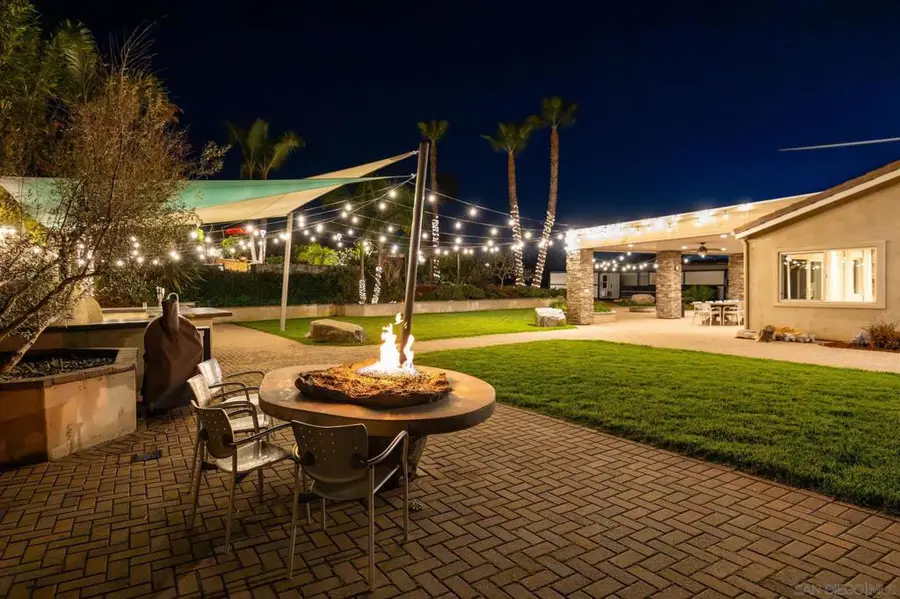 1441 E Taylor St, Vista, CA 92084 - #2