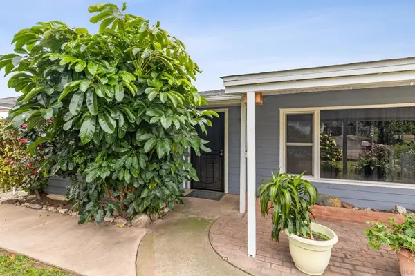 9969 Sierra Madre Rd, Spring Valley, CA 91977