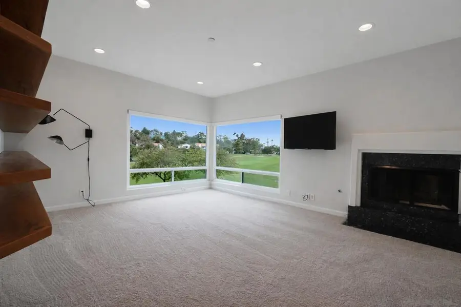 12122 Royal Birkdale Row #303, San Diego, CA 92128 - #2