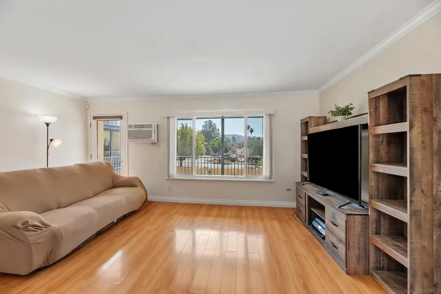 732 E Lexington #19, El Cajon, CA 92020 - #3