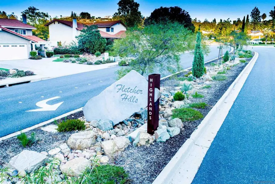 2086 Valley Lake Drive, El Cajon, CA 92020 - #3