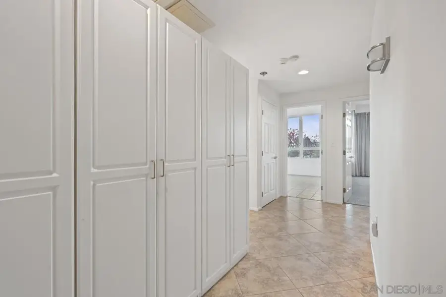 3890 Nobel Dr. #306, San Diego, CA 92122 - #3