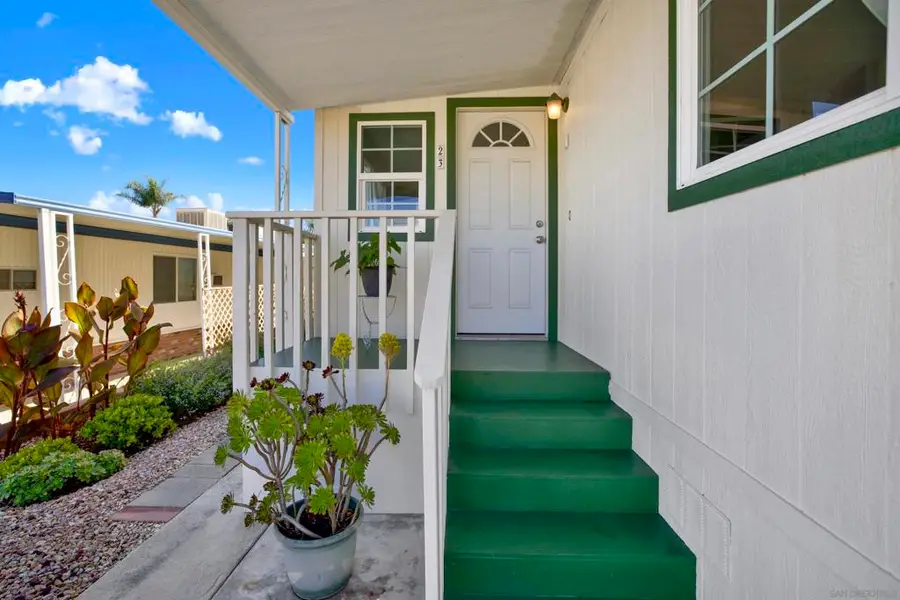 245 W Bobier Dr #23, Vista, CA 92083 - #3