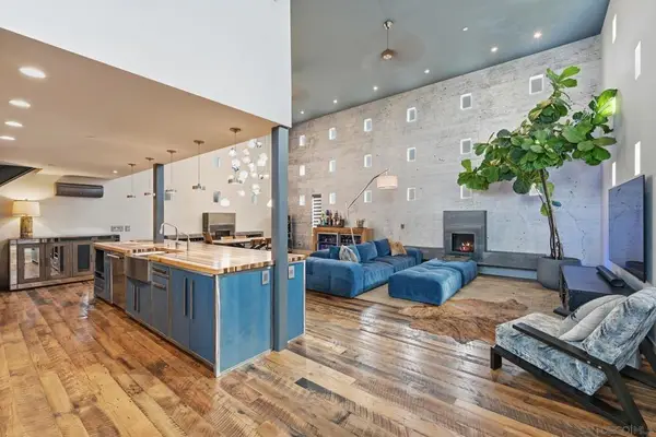 Address Withheld By Seller, San Diego, CA 92103