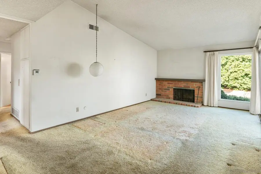 6392 Amberly St, San Diego, CA 92120 - #3