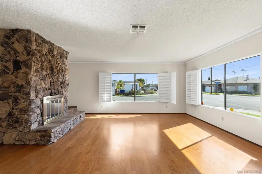 4968 Reynolds St, San Diego, CA 92113 - #2