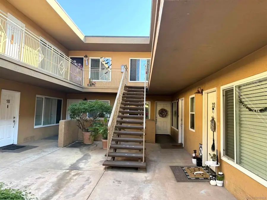 5511 Adelaide Ave #21, San Diego, CA 92115 - #2