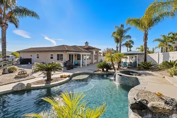 26025 Jack Rabbit Acres, Escondido, CA 92026