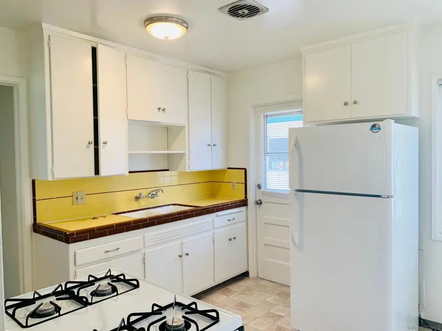 1165 1171 Felspar St., San Diego, CA 92109 - #3