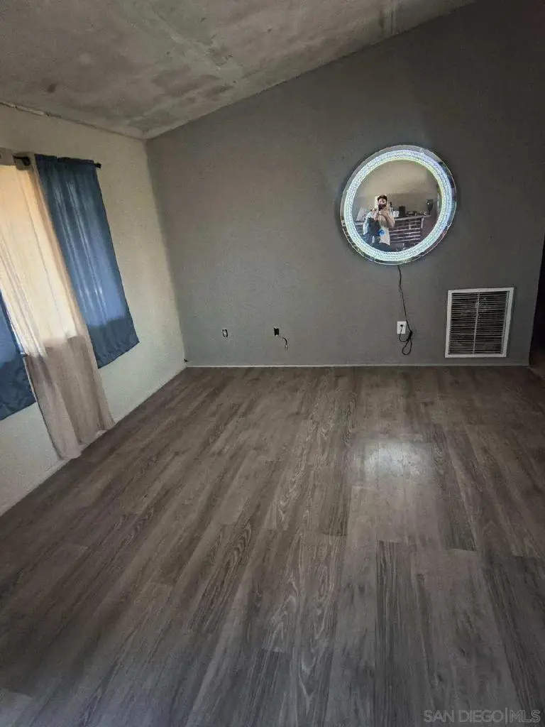 11588 Hemlock Ave, Hesperia, CA 92345 - #2